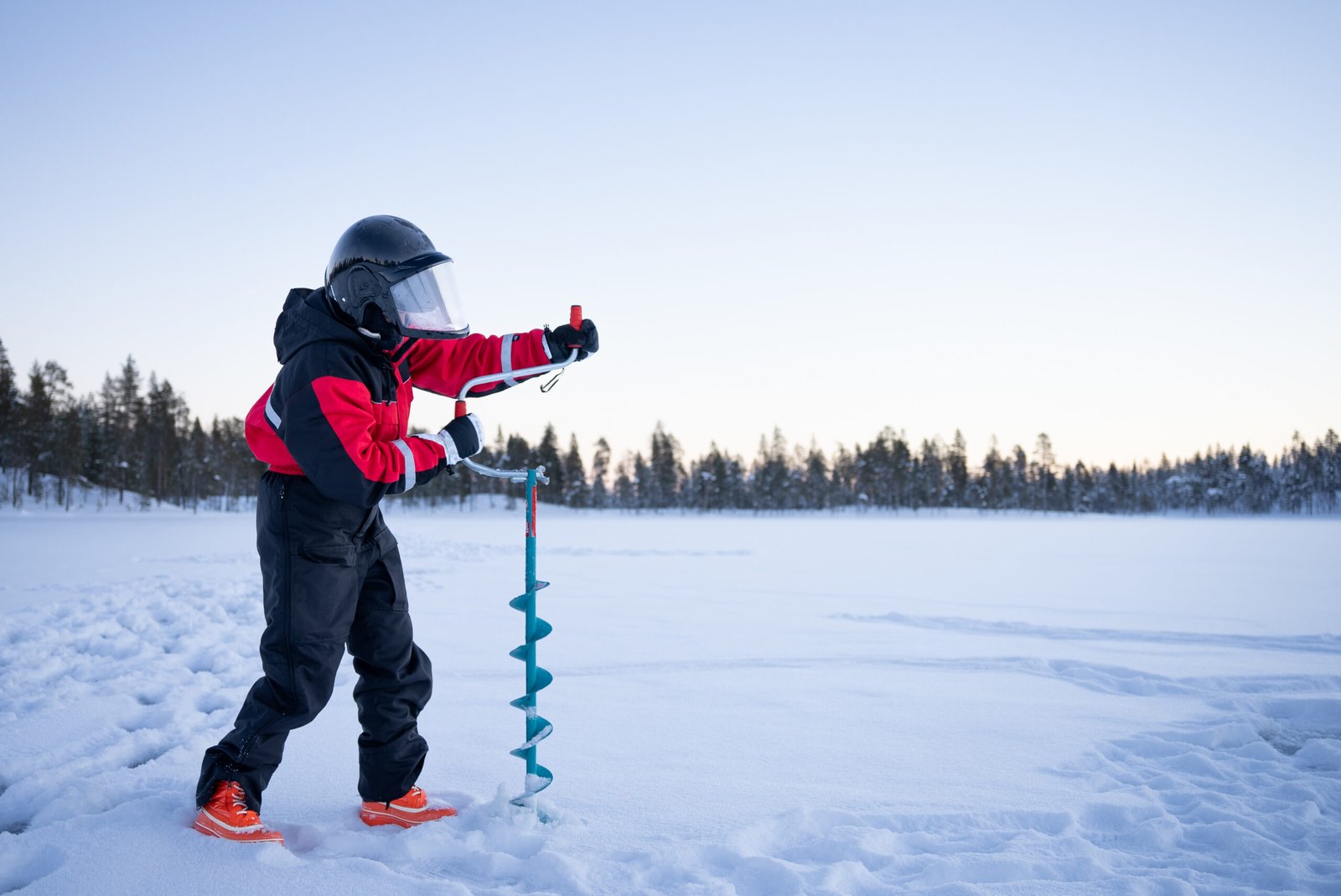 ice fishing specialist-9