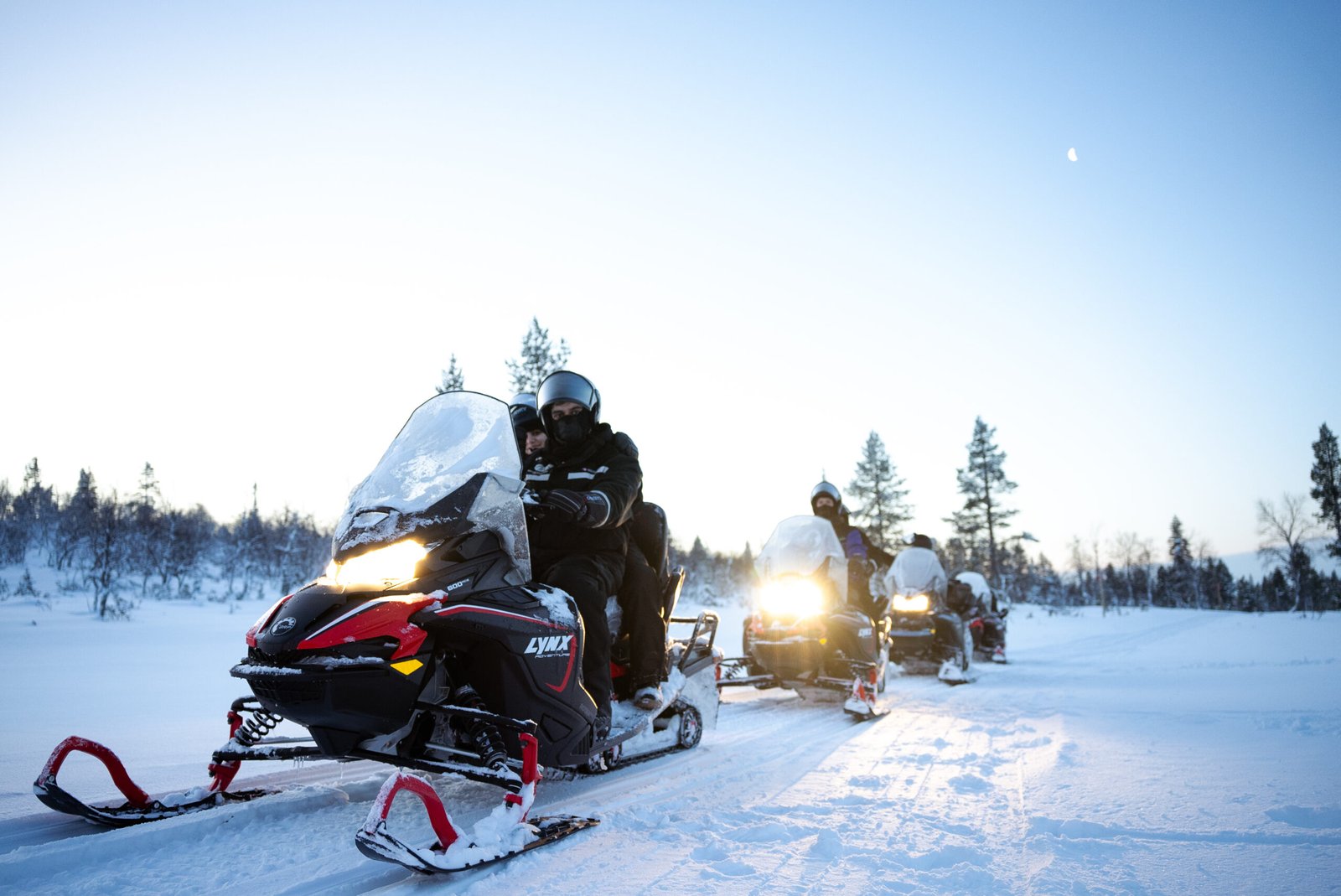 snowmobiles specialist-8