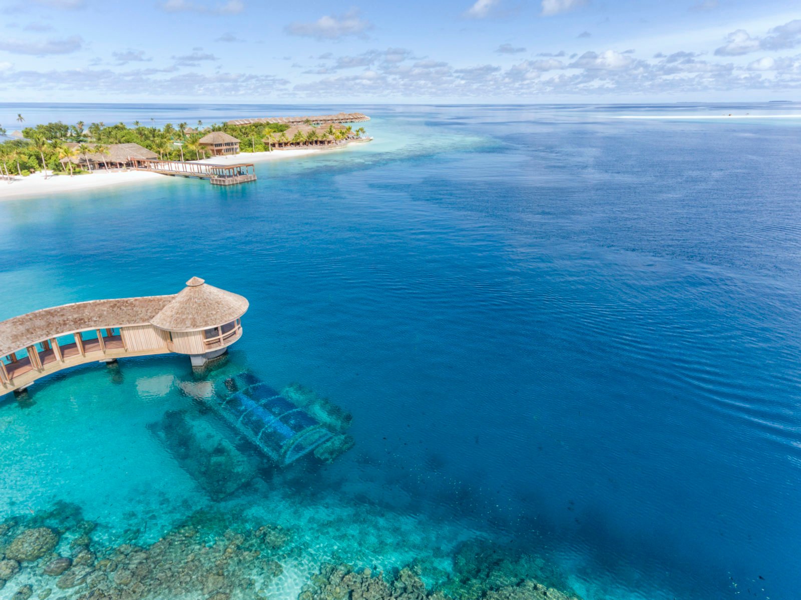 5.8 Undersea Restaurant, Hurawalhi Island Resort