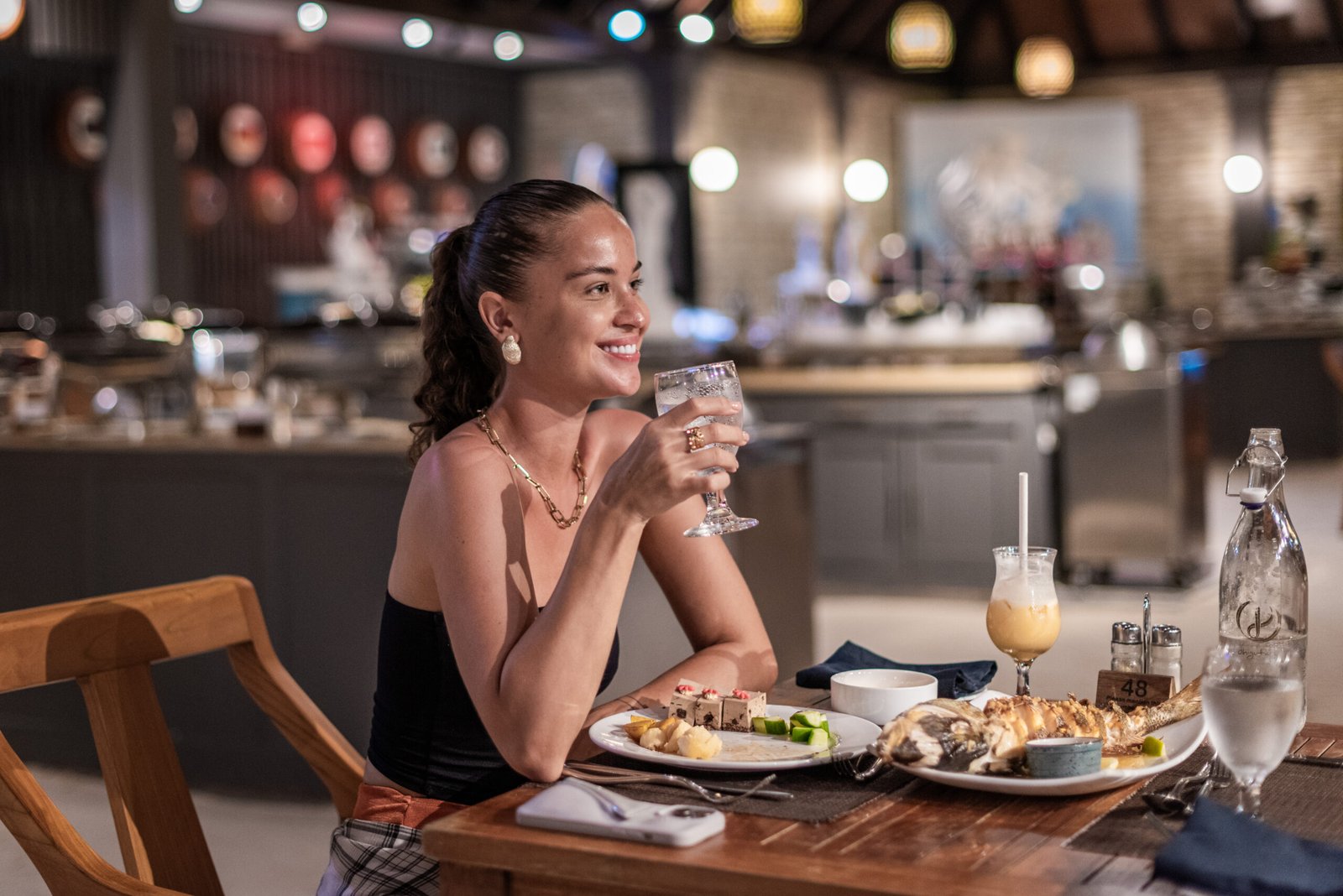 Dhandifulhu all-day dining restaurant, Dhigufaru Island Resort