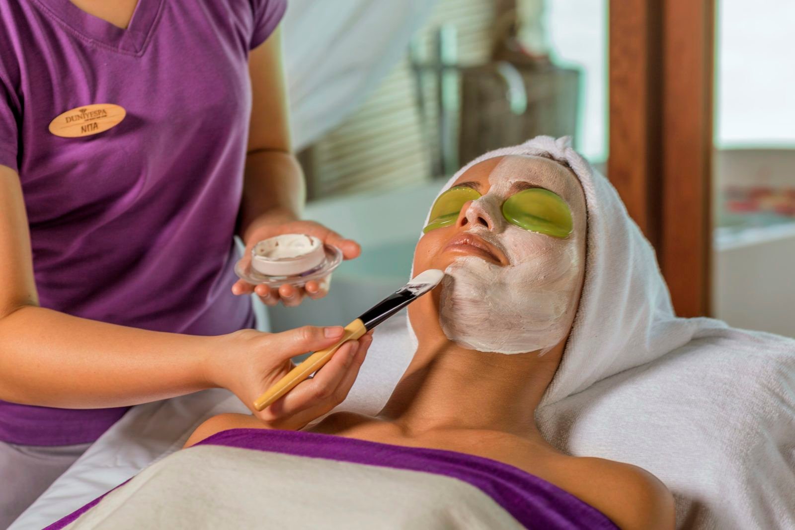 Spa treatment room, Hurawalhi Island Resort