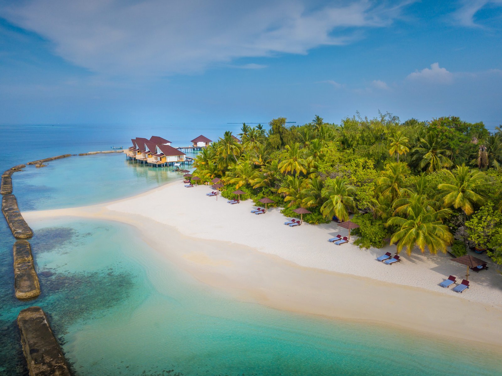 Beach at Ellaidhoo Maldives by Cinnamon, North Ari Atoll