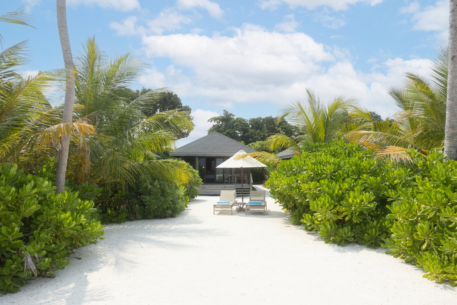 Mabin Beach Villa exterior, Jawakara Islands Maldives