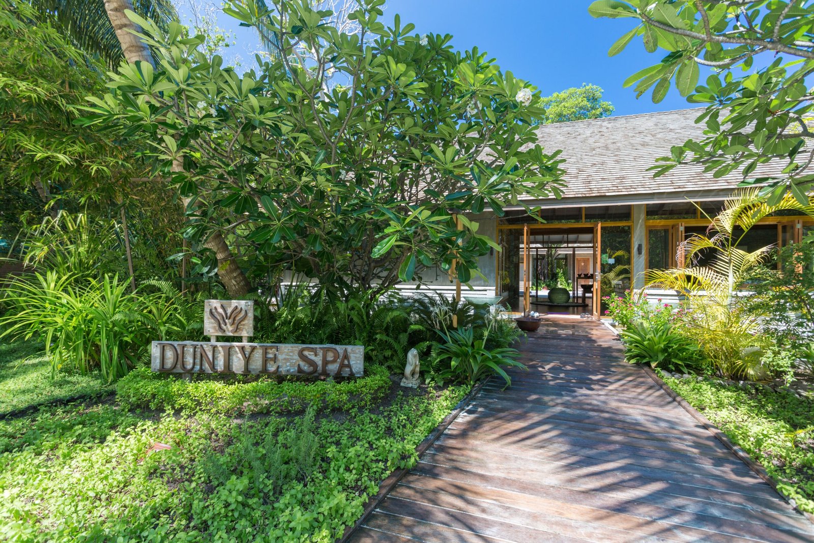 Duniye Spa entrance, Meeru Maldives Resort Island