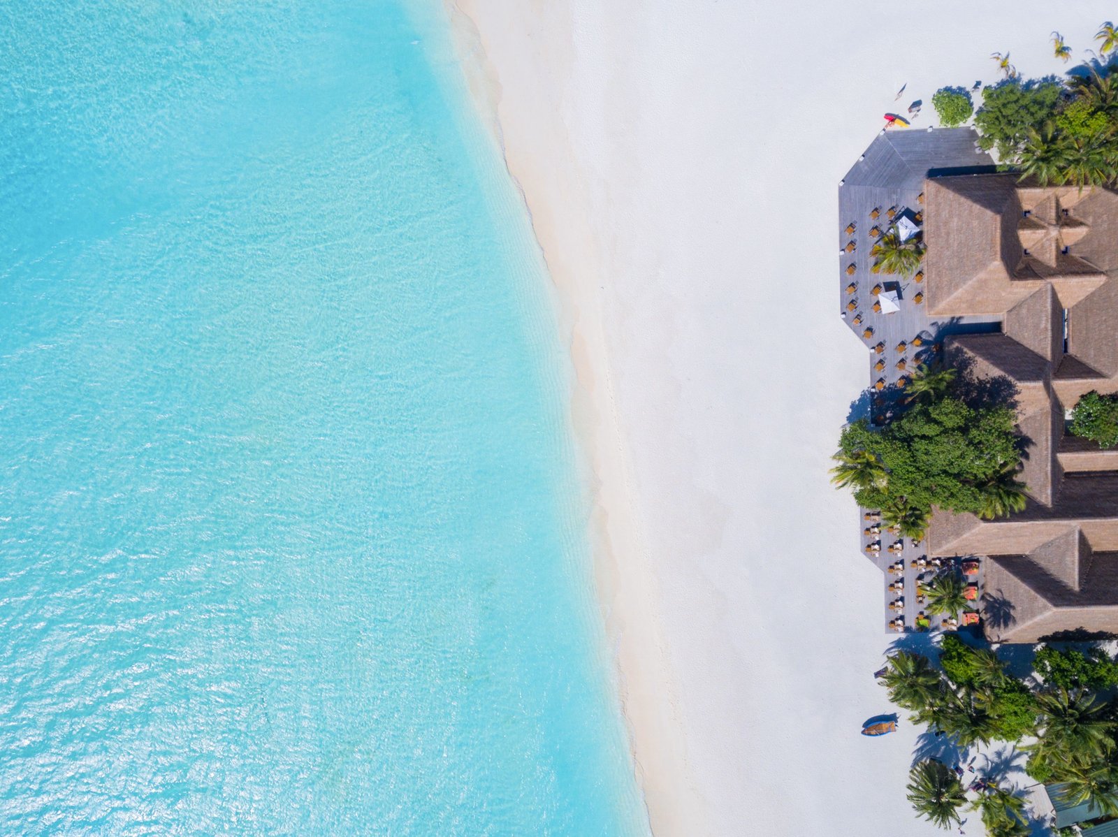 Maalan Restaurant from the air, Meeru Maldives Resort Island