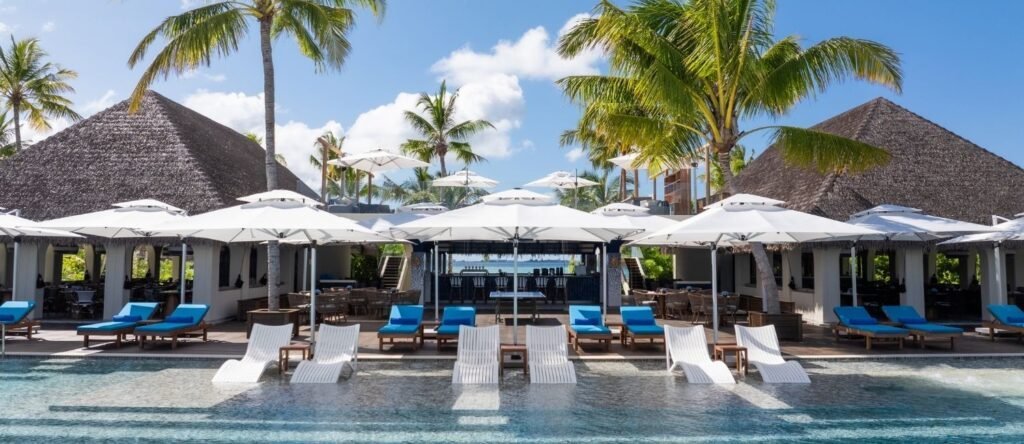 MIDI Mediterranean beach club and rooftop bar, dusitD2 Feydhoo Maldives