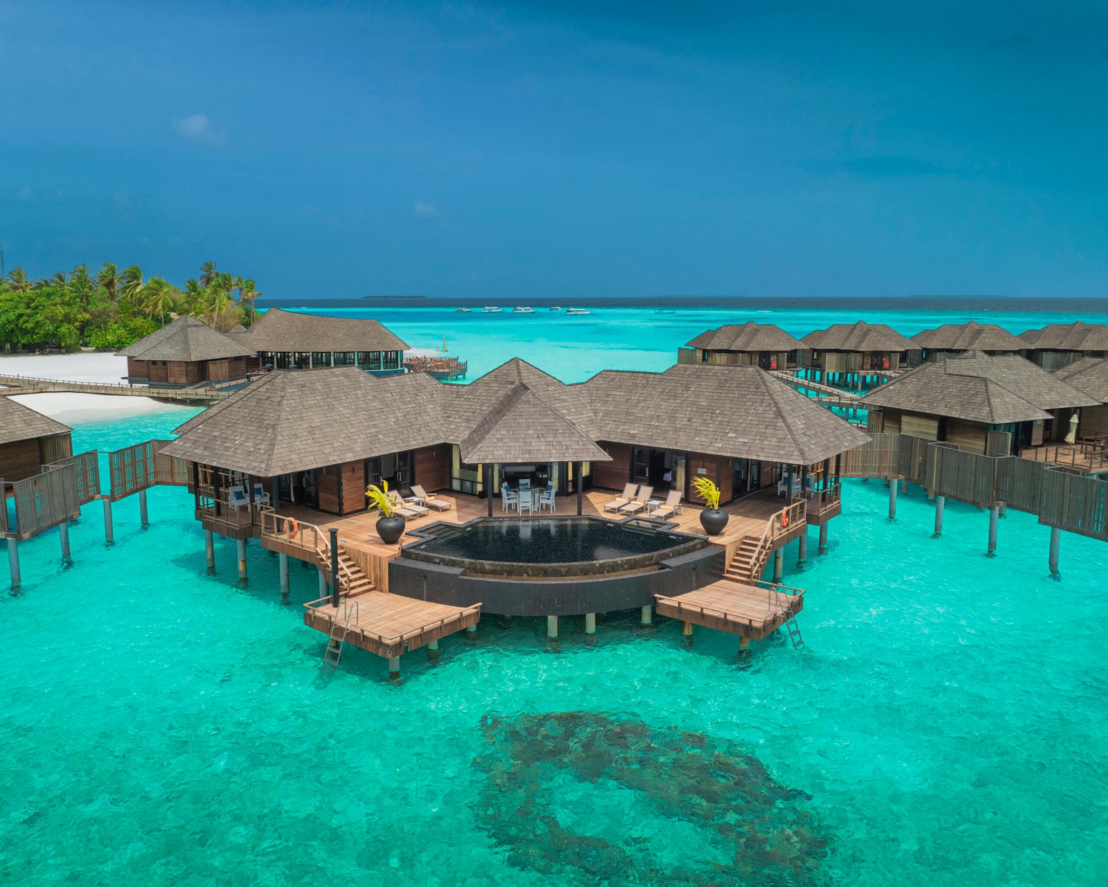 Aqua Retreat overwater villa in the lagoon, Sun Siyam Iru Fushi, Noonu Atoll