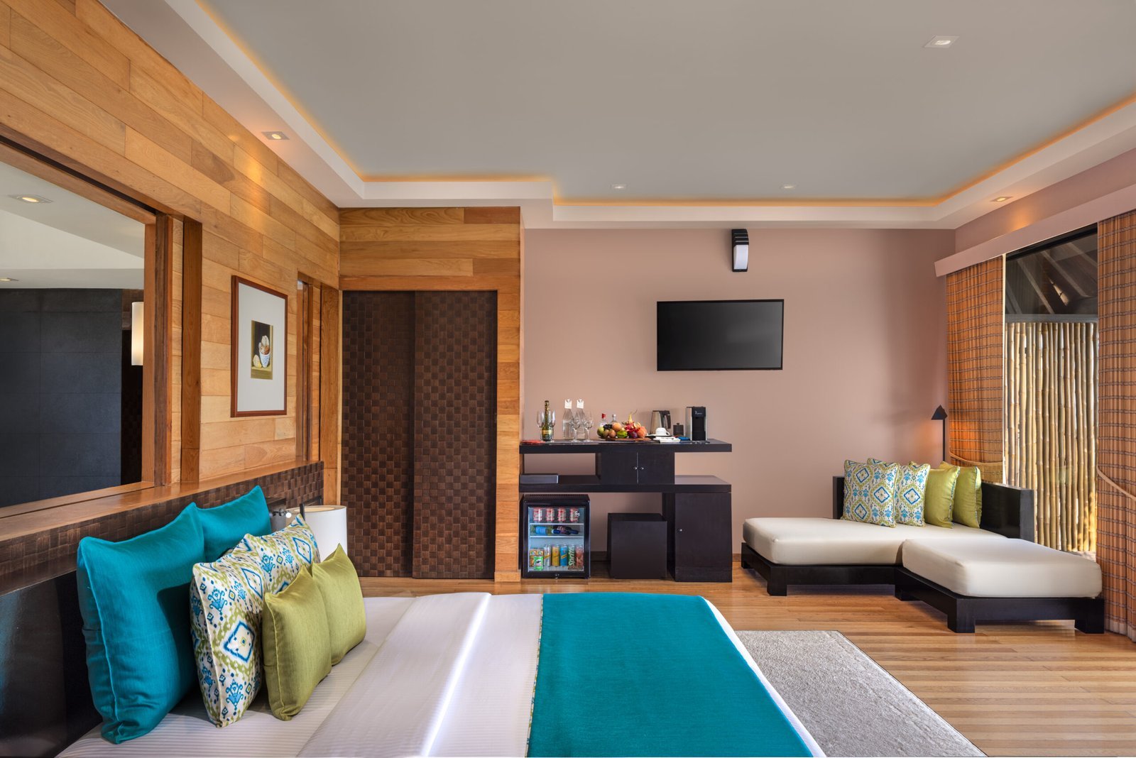Sunrise Overwater Villa with Plunge Pool and Jacuzzi, Adaaran Prestige Vadoo