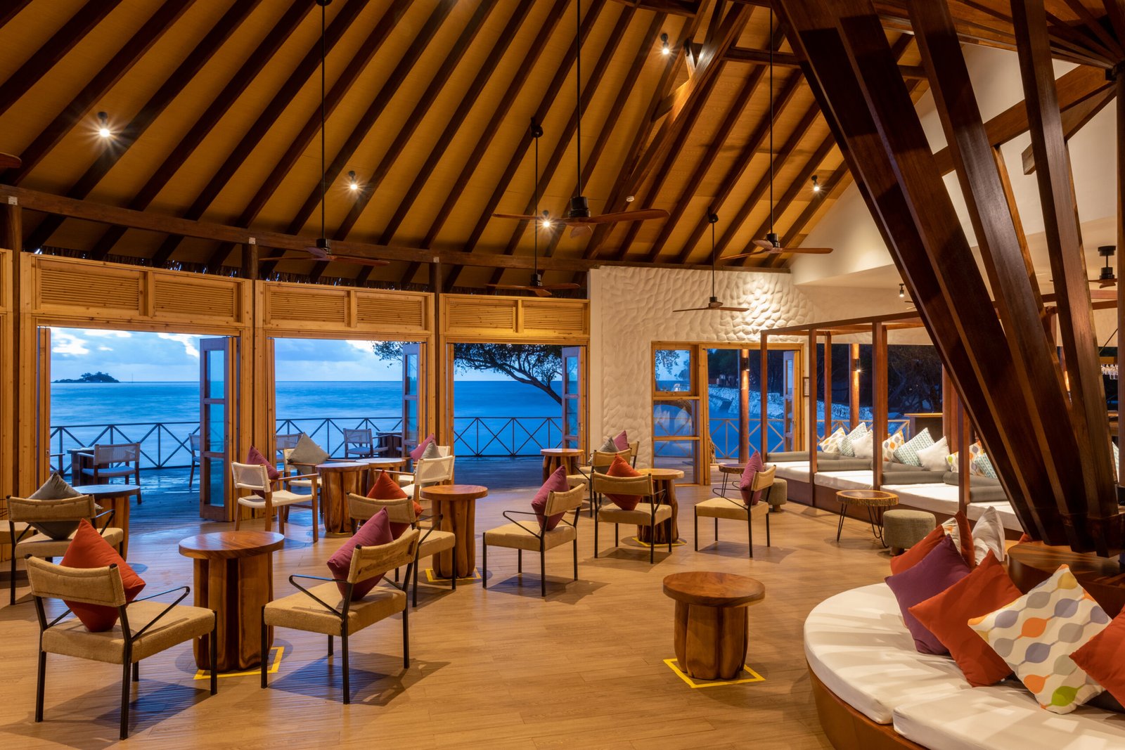 Sunset at Raiyvilla Bar, Cinnamon Dhonveli Maldives