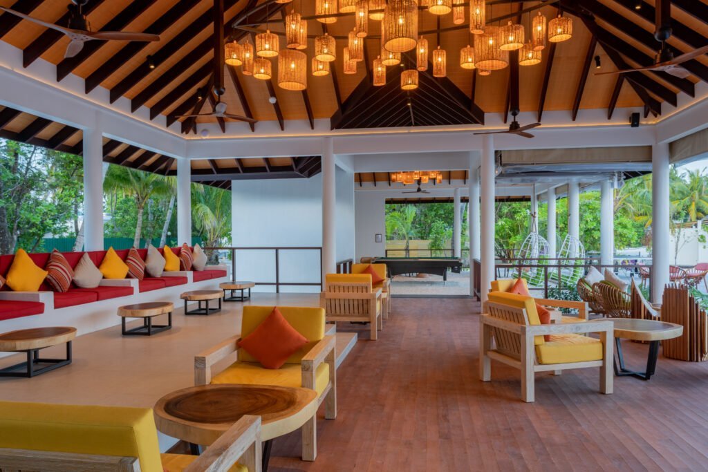 Veli Pool Bar, LUX* South Ari Atoll