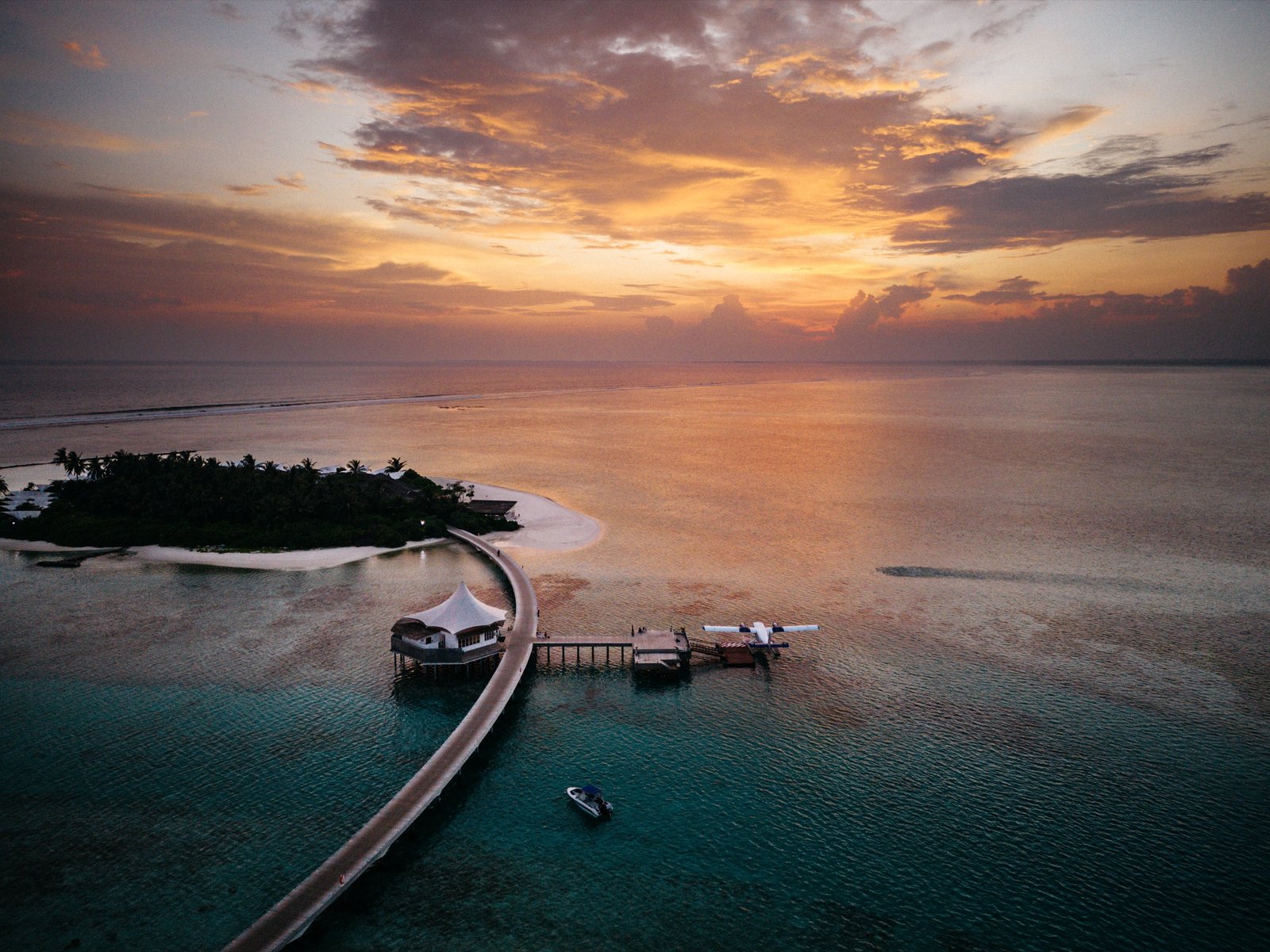 Cinnamon Hakuraa Huraa Maldives — resort film poster