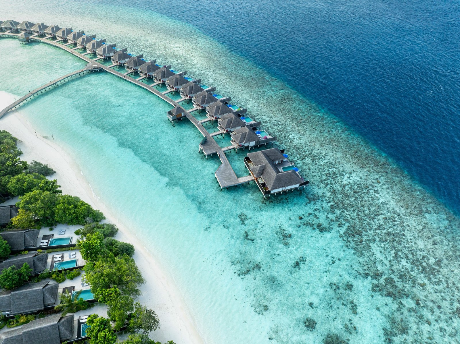 Dusit Thani Maldives, Baa Atoll, Maldives
