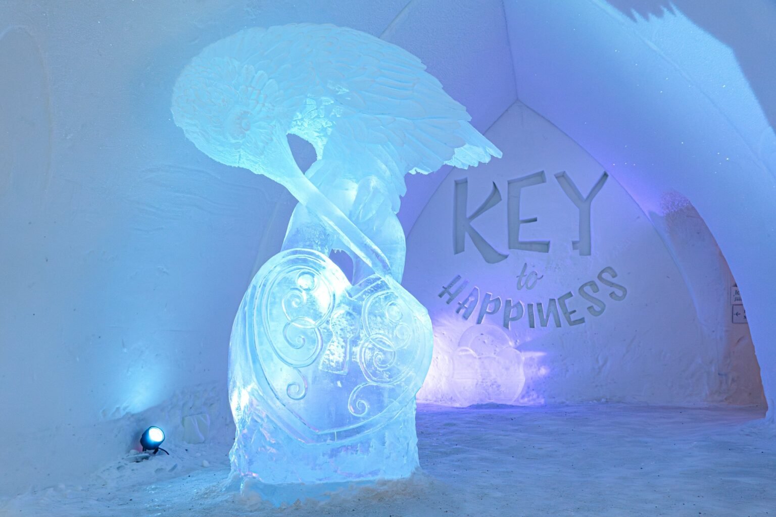 Snow and ice sculpture inside the snow hotel — Arctic SnowHotel & Glass Igloos, Sinettä, Rovaniemi