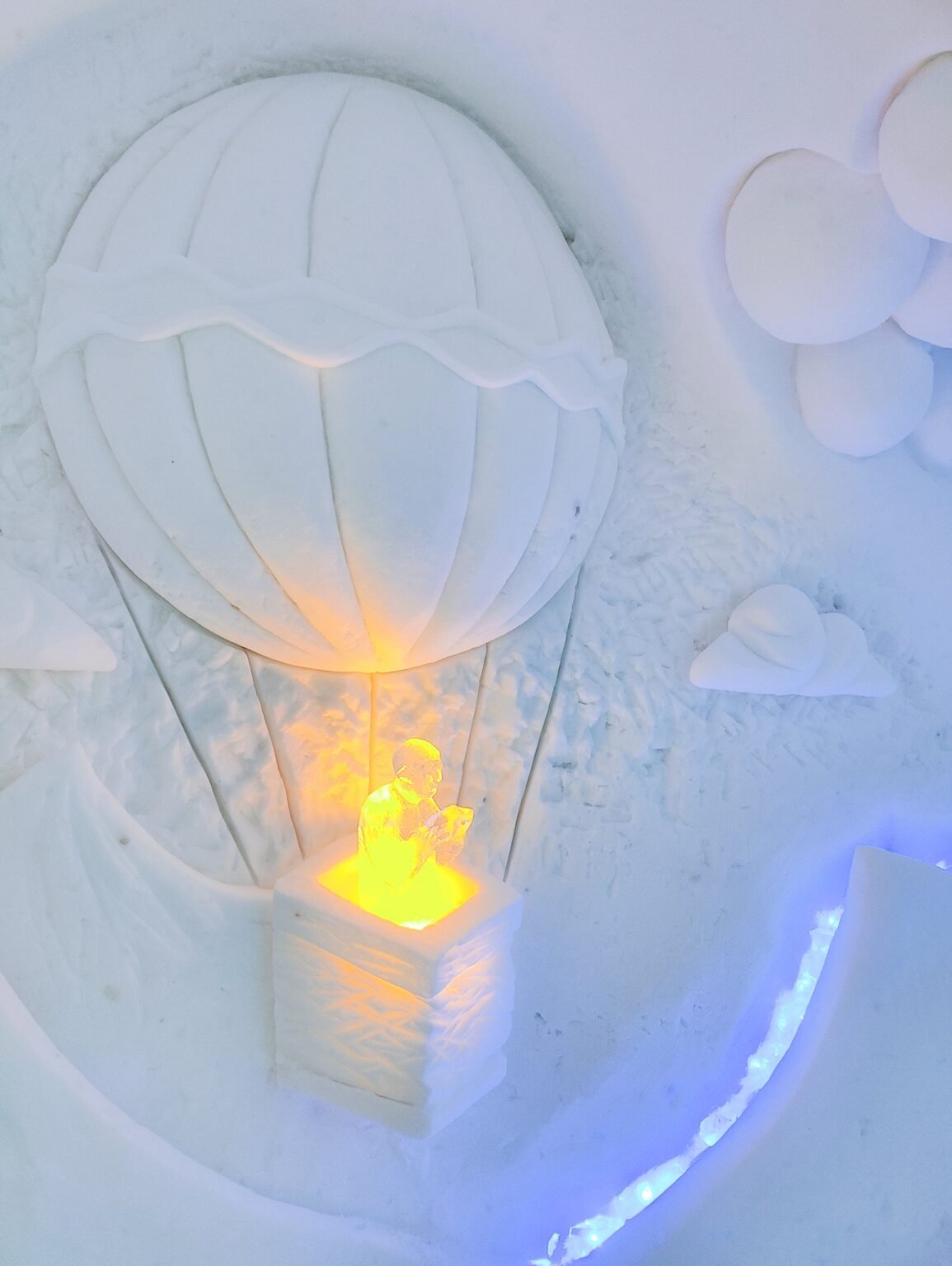 Snow and ice sculpture inside the snow hotel — Arctic SnowHotel & Glass Igloos, Sinettä, Rovaniemi