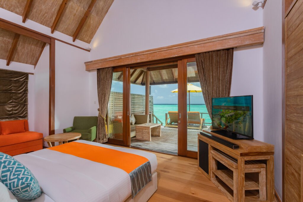 Semi Water Villa, Dhigufaru Island Resort — view 2