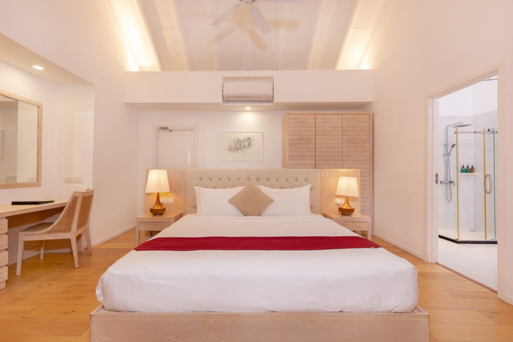 Sunrise Water Villa, Dhigufaru Island Resort — view 2