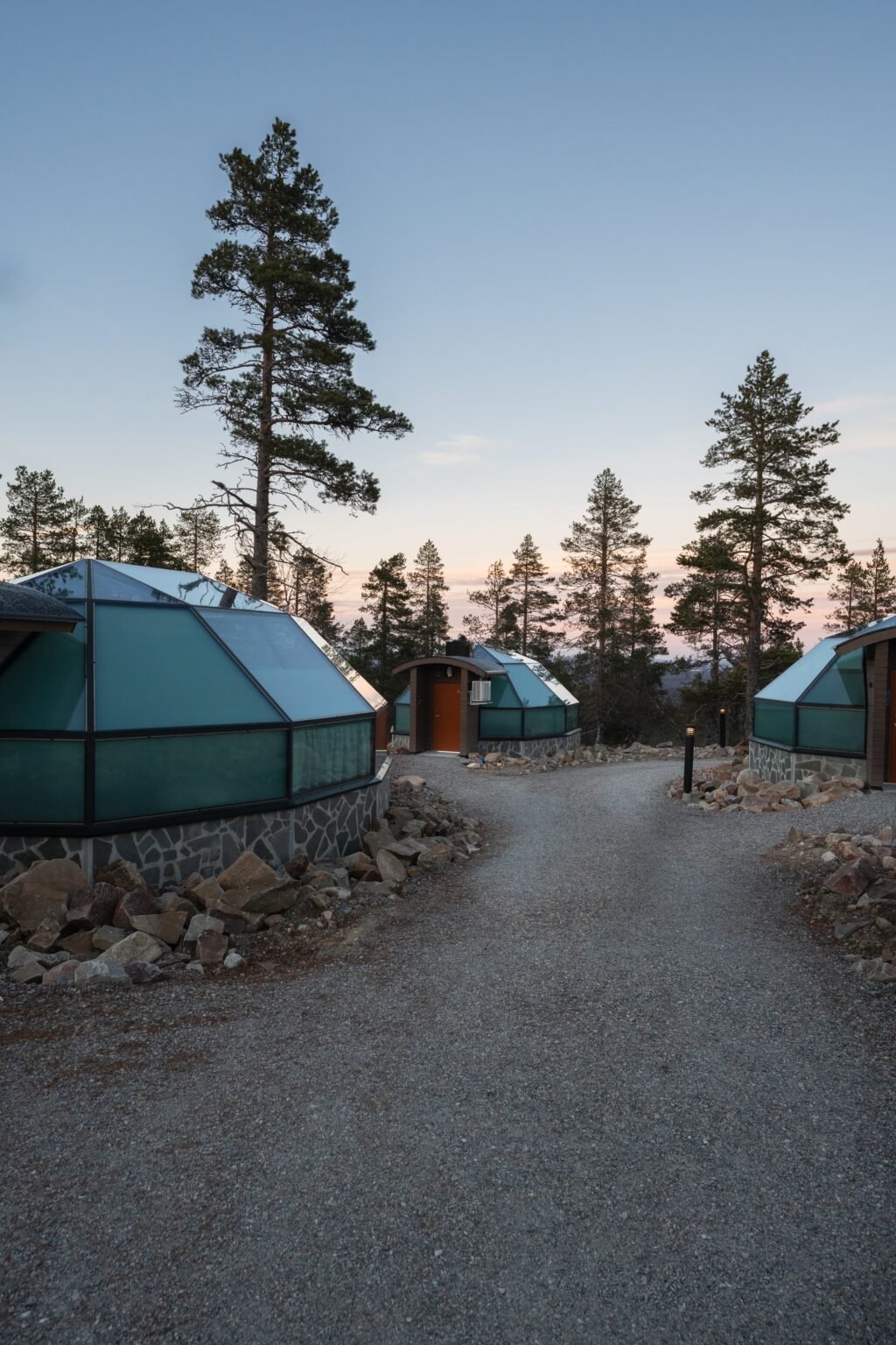 Glass igloos in autumn — Levin Iglut – Golden Crown, Levi